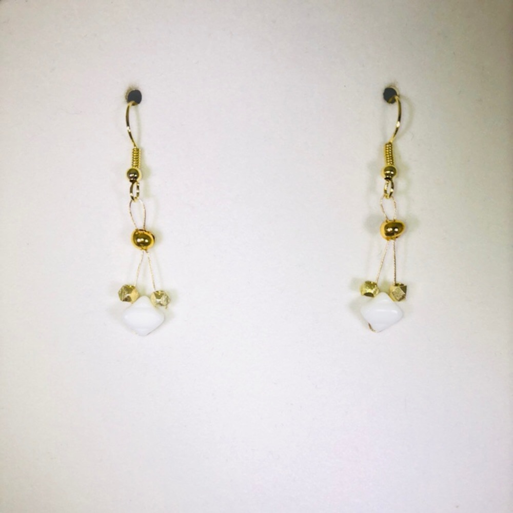 Star Crafts White Shell Beads with 14kt Gold Beads